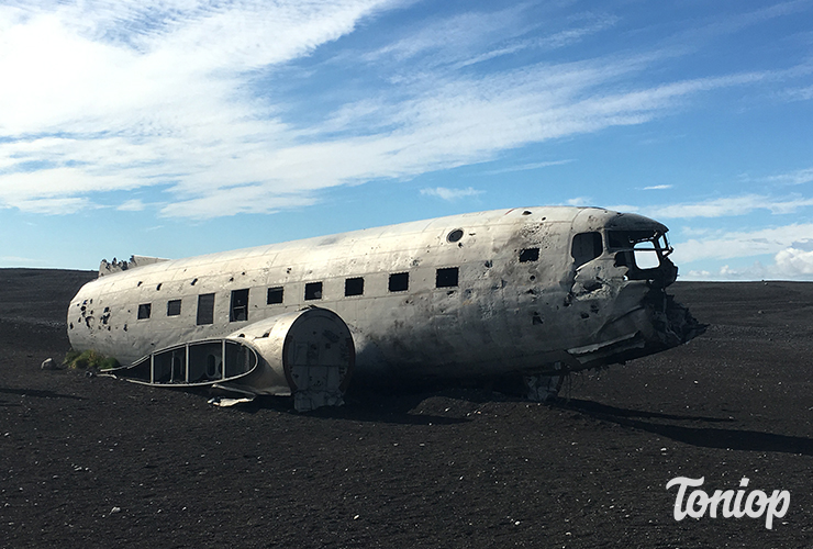 lieux insolites, avion abandonné, Islande, plage, Sólheimasandur, DC3 plane, avion crashé Islande